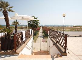 Hotel Sabrina，位于瓦斯托的酒店