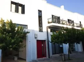 TRIANON Hostel - Central Paphos Old Town