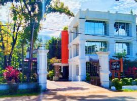 Hotel Kingland，位于Ruwanwella的酒店