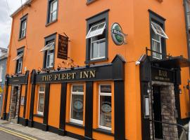 The Fleet Inn，位于基利贝格斯Killybegs Maritime and Heritage Centre附近的酒店