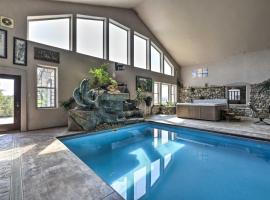 Flawless Durango Home with Theater and Pool Table，位于杜兰戈的酒店