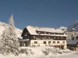 Hotel Tauernpasshöhe