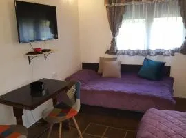SWEET HOME