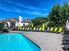 克温塔桑塔纳酒店