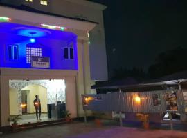 Sneakers Home Hotel，位于莱基的酒店