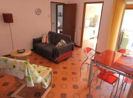 Apartment in Patti Marina: a step away from the sea and from the center!，位于帕蒂的公寓