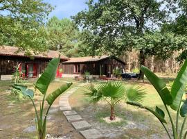 Hacienda de la Canopée avec piscine chauffée au sel，位于乌尔坦的住宿加早餐旅馆