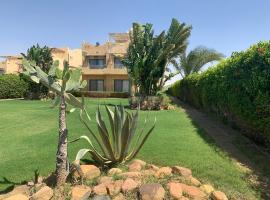 Villa with Sea View at Sinaway Lagoon Resort & Spa Ras Sedr, South Sinai，位于拉斯苏德尔的酒店