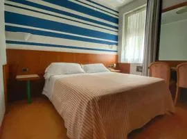 雷吉纳艾勒纳附楼酒店