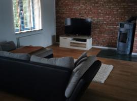 Ferienhaus mit Kamin，位于Krackow的酒店