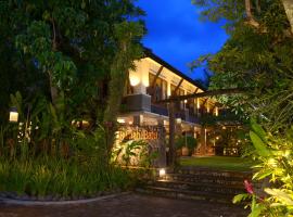 Rumah Batu Boutique Hotel，位于梭罗的酒店