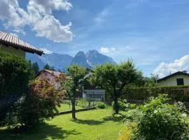 Haus mit wunderschönem Ausblick und Garten