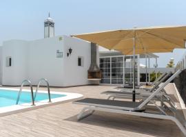 Villas Maribel Pocillos，位于卡门港兰萨罗特岛高尔夫度假村附近的酒店