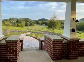 Abingdon Family Getaway with Porch and Views!