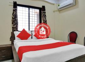 OYO 82729 Raida lodge，位于Pirangut的酒店