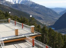 Pracatinat，位于费内斯特雷莱的酒店