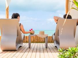 Wave Suítes Hotel & Lounge bar，位于马塞约的酒店