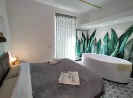 Sonnino Suite jacuzzi apartment