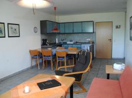 Ferienwohnung "Stralsund"，位于Neu Klockenhagen的酒店