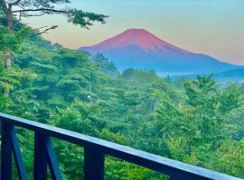 Mount Fuji Castle 2，位于山中湖村Doshinoyu附近的酒店