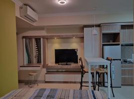 Apartemen Grand Kamala Lagoon Bekasi By Cicie Room，位于Pekayon Satu的公寓式酒店