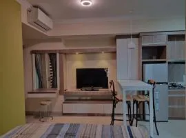 Apartemen Grand Kamala Lagoon Bekasi By Cicie Room