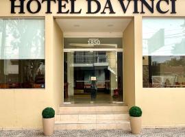 Hotel Davinci，位于圣贝尔纳多的酒店
