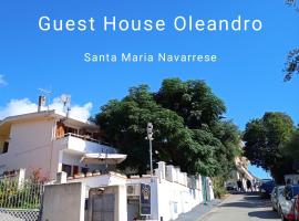 Guest House Oleandro IUN 2727，位于圣玛丽亚纳瓦雷的公寓