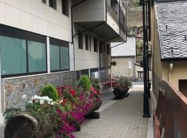 Apartament l'Areny 22- 6p - Canillo - Zona Grandvalira，位于卡尼略的酒店