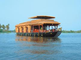 Sterling Houseboats Lake Palace, Alleppey，位于阿勒皮的酒店