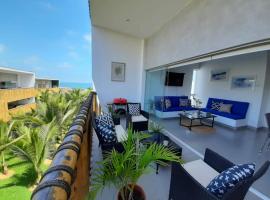 Departamento Las Palmeras de Bocapan 308，位于通贝斯的海滩短租房