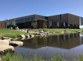 Holiday Inn Express Roseville-St. Paul by IHG，位于罗斯维尔的酒店