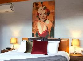 Great Escape Lofts，位于格洛斯特的酒店