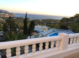 5 bedrooms villa at Sant Josep de sa Talaia 900 m away from the beach with sea view private pool and enclosed garden，位于圣何塞德萨塔莱阿的别墅
