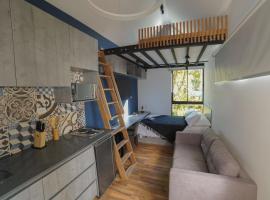 Moderna casa pequeña en el Poblado MDE A106
