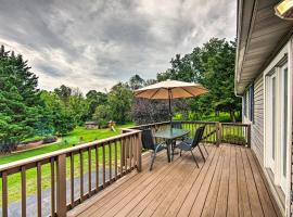 Family-Friendly Coatesville House with Fire Pit