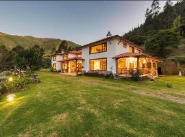 Casa iLayaku，位于Guangopolo的酒店