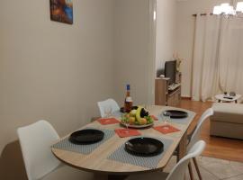 Lovely Eleana Apartment in Corfu，位于科孚镇科孚岛综合门诊附近的酒店