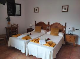 Hotel Mirador del Vadillo，位于La Velilla的酒店
