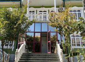 Hello Dushanbe Guest House，位于杜尚别国际机场 - DYU附近的酒店