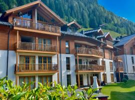 Schoenblick Mountain Resort - by SMR Rauris Apartments - Includes National Sommercard & Spa - close to Gondola，位于劳里斯的酒店