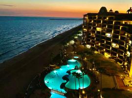Sonoran Sea Resort Oceanfront PENTHOUSE，位于佩尼亚斯科港的度假村