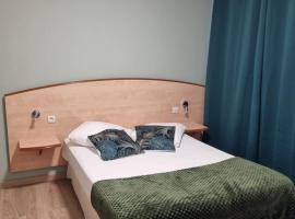 Enjoy HOTELS PERPIGNAN SUD POLLESTRES，位于Pollestres的酒店