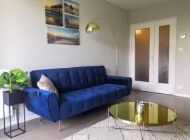 Appartement Toulouse Blagnac MEET Aéroport 5 min Tramway à 6 min free Parking Proche de toutes commodités Belle terrasse