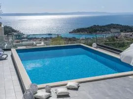 NEW! Villa Lea 5-bedroom villa with private pool and amazing views of city and sea
