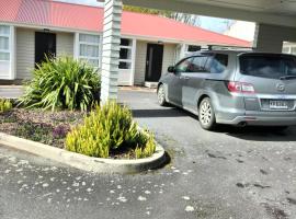 Hawera studios and appartment，位于哈韦拉的酒店