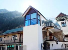 Hotel Uttarayan，位于Sāngla的酒店