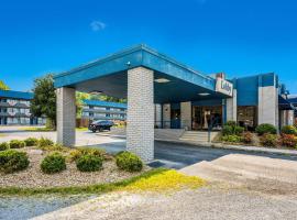 Suburban Studios Middlesboro，位于Middlesboro的酒店