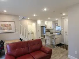 Vancouver Traveller Cottage