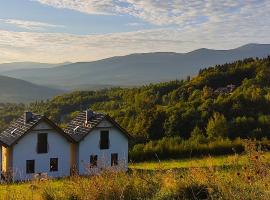 Domki Na Skale z widokiem na panoramę Karkonoszy，位于斯克拉斯卡波伦巴的乡村别墅